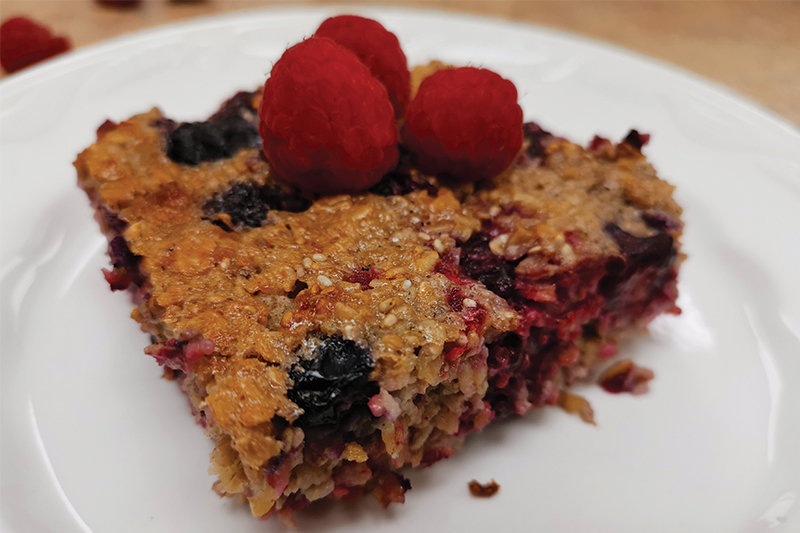 Baked Berry Oats
